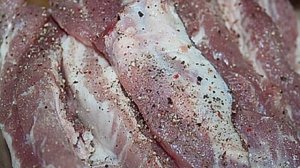 Жареные ребрышки на сковороде