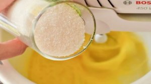 Бисквит с консервированным ананасом