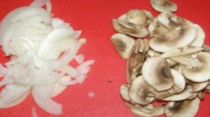 Фрикасе из курицы с шампиньонами