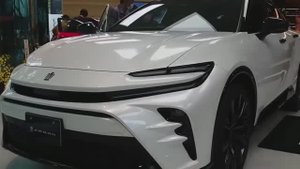 Новая Toyota Crown Sport обзор автомобиля тойота краун спорт гибрид