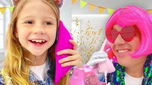 Настя получает сюрприз от лучших друзей. История для детей