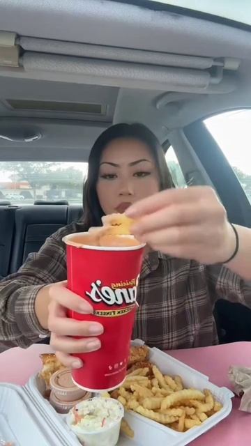 СТРАШНАЯ ИСТОРИЯ ОТ ДАШИ РОКС +АСМР ВИДЕО НА ФОНЕ НЕ МОИ