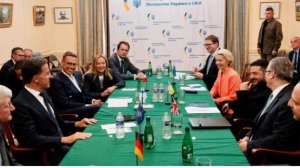 AFP: лидеры ЕС исполняли заготовленные роли на встрече с Трампом и Зеленским