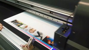 Широкоформатный гибридный УФ принтер Artis UVH1806