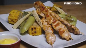 Курица на шпажках с овощами | Готовим на гриле SteakMaster REDMOND RGM-M813