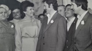 Мужчина и женщина  (нейросеть luma 🌇)