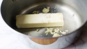 Чесночный соус с маслом
