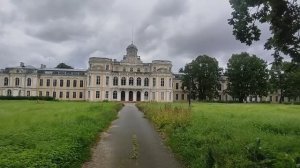 Усадьба Знаменка(дворец великого князя Николая Николаевича) и часовня Иосифа Песнопевца.