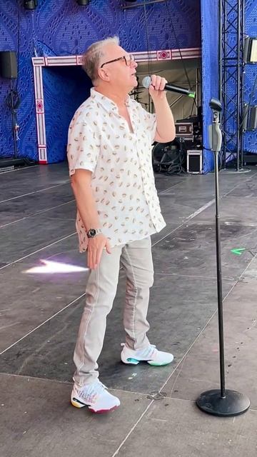 Эта песня о тебе и обо мне! 🎤 Одна из моих самых любимых песен. Думаю и вас она трогает! ❤️ смотреть онлайн