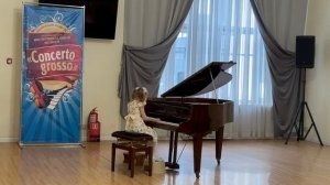 И.Беркович. Вариации на тему она Во саду ли,в огороде. Исполняет Титова Вика