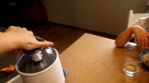 vlog ПРОВЕРИЛИ СЛУХ САШИ/ НАКОРМИЛИ ГОЛУБЕЙ /БОЛИТ ЖИВОТ/ ИГРЫ ДОМА / ВКУСНЫЙ УЖИН /ДЛИННАЯ ДОРОГА