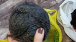 Серая пуховая пряжа.