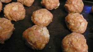 Фрикадельки из индейки в сливочном соусе