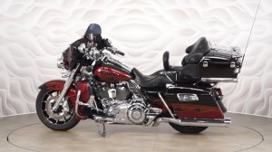 Harley-Davidson CVO Limited vin 5HD1PR8E4BB958447