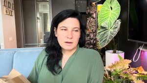 Распаковка нужностей цветовода