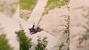 Сотрудник Росгвардии задержал мужчину с топором