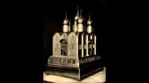 #1 Почему в нижнем храме Феодоровского собора нет иконостаса Всегда ли в православном храме он был