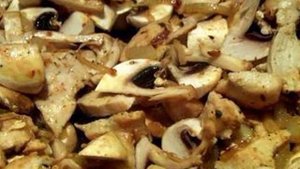 Фрикасе из курицы с грибами