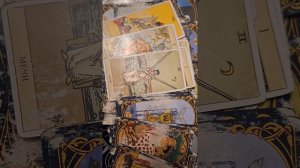 ТАРО РАСКЛАД\ КТО ВАМ ЗАДОЛЖАЛ?!