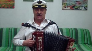 Начинаются дни золотые.