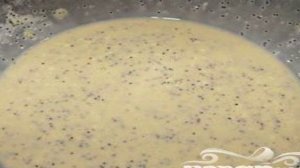 Блины маковые с земляничной начинкой