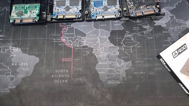 Что внутри SSD дисков - вскрытие дисков популярных брендов смотреть онлайн