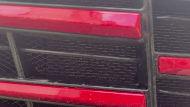 ДЖЕТУР ДАШИНГ / УСТАНОВИЛ СЕТКУ РАДИАТОРА смотреть онлайн