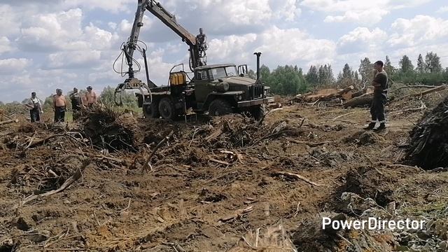 Корчуем пеньки на ЕК-8 смотреть онлайн