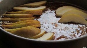 Грушевый шоколадный пирог