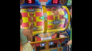 Аппарат Кренк ит в парке развлечений ФанкиТаун ТРЦ Сибирский Мол