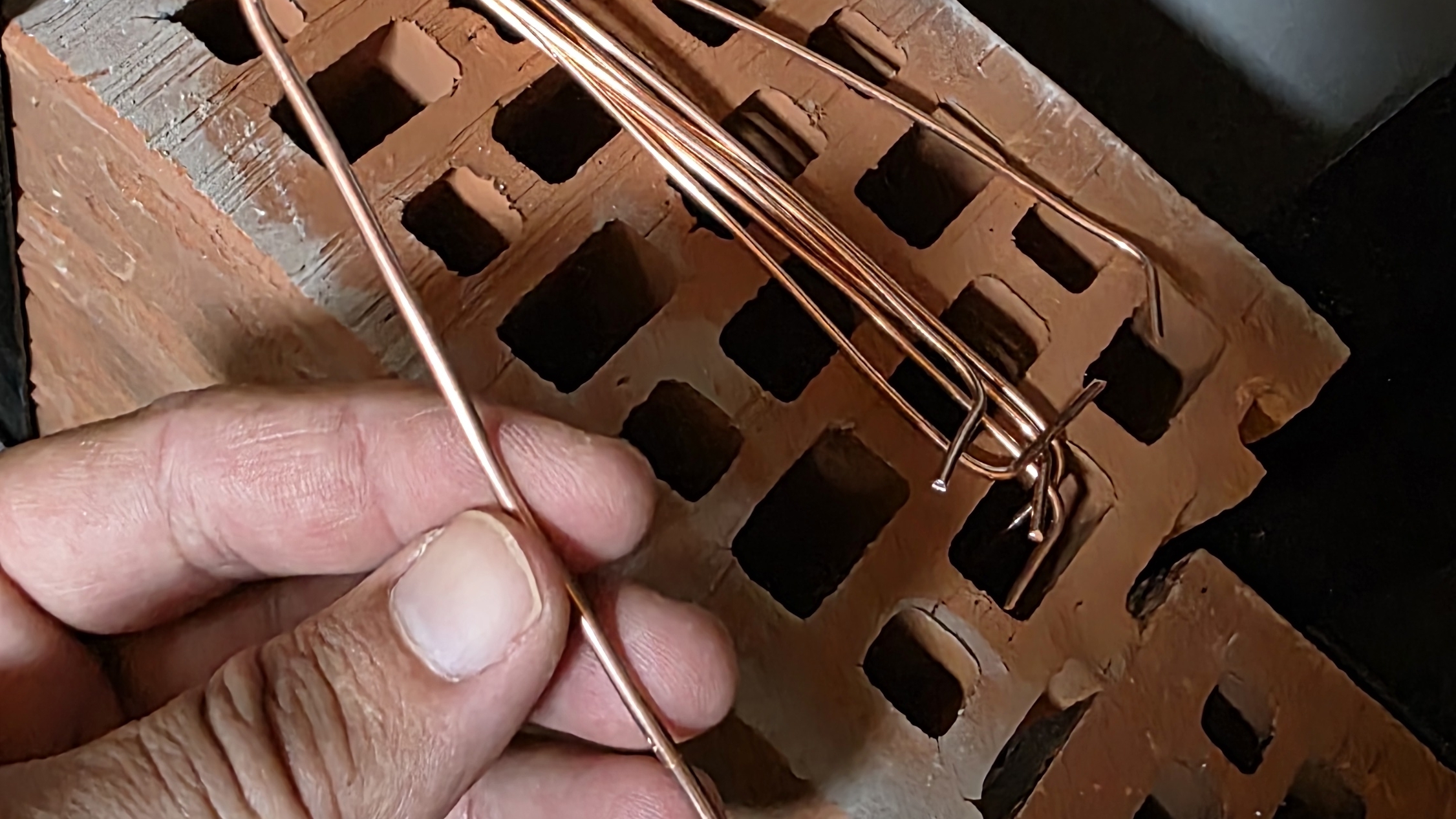 🧱 Кривой кирпич ! Нашёл решение ! #баня #печь #тройка смотреть онлайн