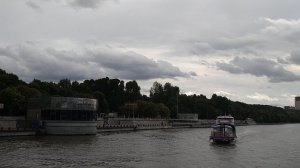 Экскурсия по Москве-реке. 1.1000020955.mp4