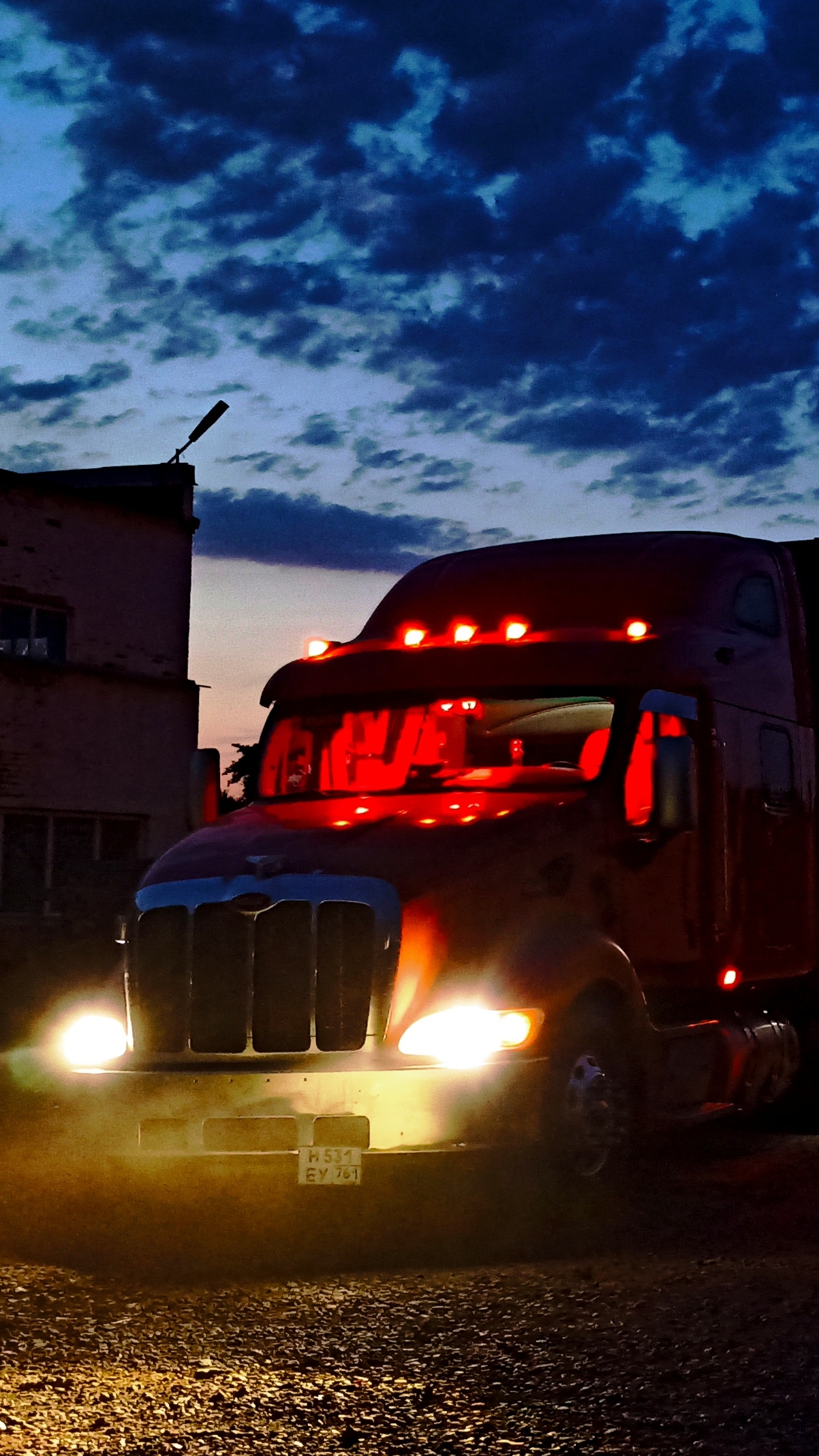 как дальнобойщик выбирает жилье