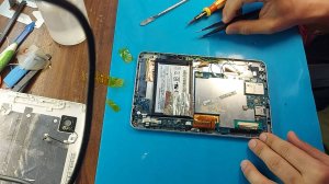 Планшет не заряжается ACER Iconia B1-711