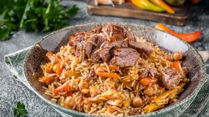 Готовим плов по-кубански на гриль кухне.