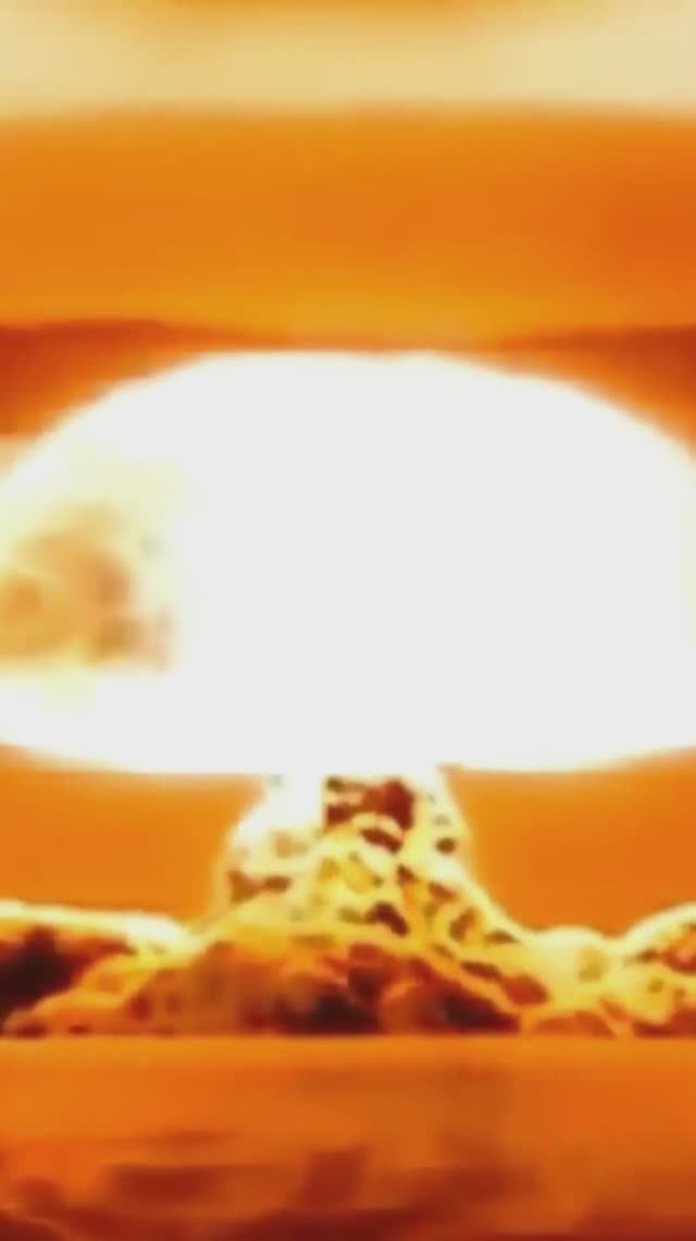 КАМИФЛЕКС БОМБИТ, НО НЕ ИЗ-ЗА ГОРЕ БОКС смотреть онлайн