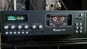 Маяк-232 и Холла Крылышки...