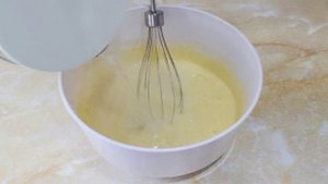 Блинчики на кефире тонкие с дырочками