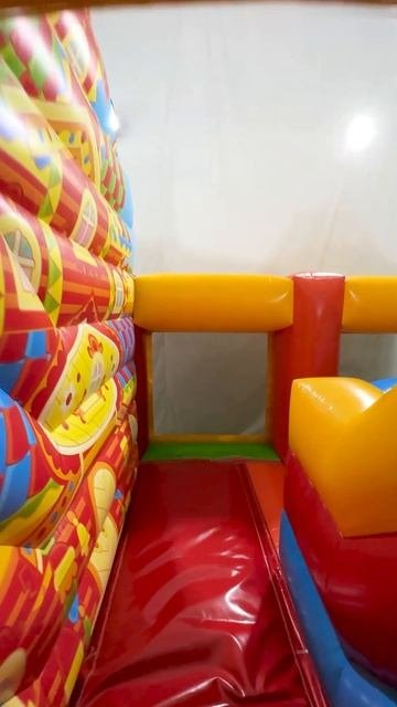 Надувной батут «Теремок»: снаружи и внутри | АэроМир