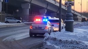 Полицейская мигалка.