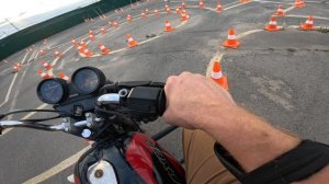 Учимся на права категории А в мотошколе Мегаполис на мотоциклах Bajaj (Баджадж) Boxer или КСВ 35+