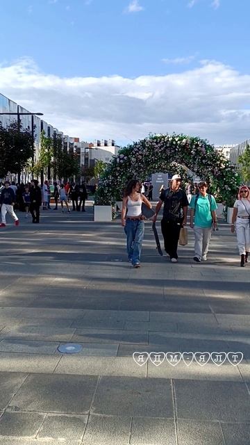 Не «Руссо туристо»! Парк Ходынское поле. Москва17.08.2025 (17:10) м.ЦСКА