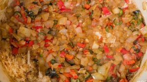 Гуляш из говядины и кислой капусты