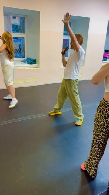 «Балаган Лимитед» разучивает новый номер.