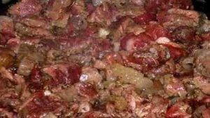 Гуляш из баранины с подливкой