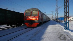 Электропоезд ЭД9М-0030. Покатушки от Развилки до Алтайской+отправление.