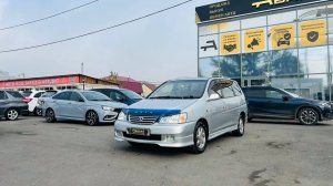 Toyota Gaia, 2000 год