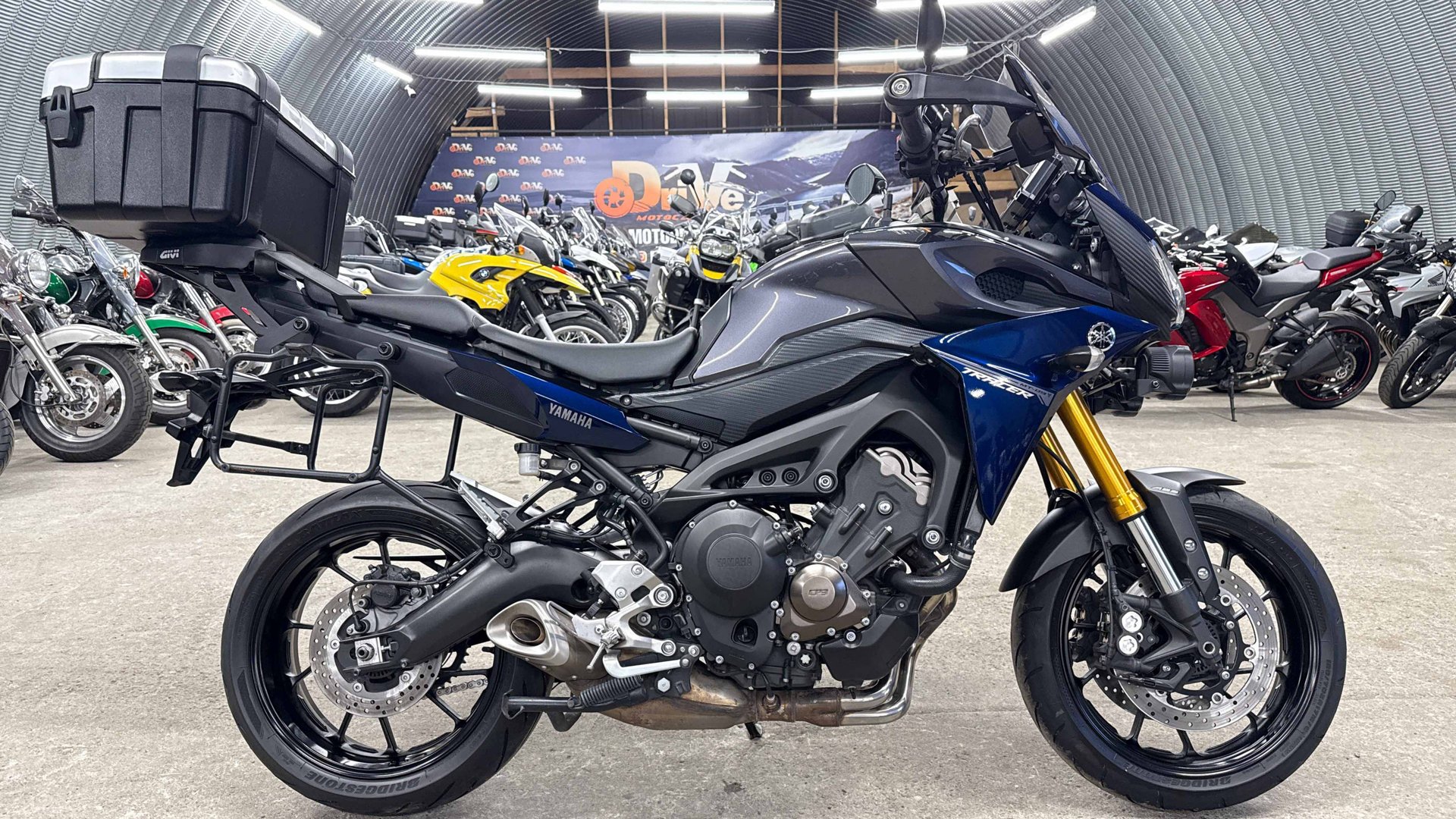 Обзор Yamaha MT-09 Tracer |В НАЛИЧИИ| смотреть онлайн