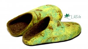 Валяные тапочки ручной работы Зелено-желто-коричневый "мрамор"