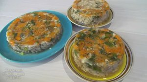 Куриный холодец домашнего приготовления без желатина. Мясная закуска на праздничный стол